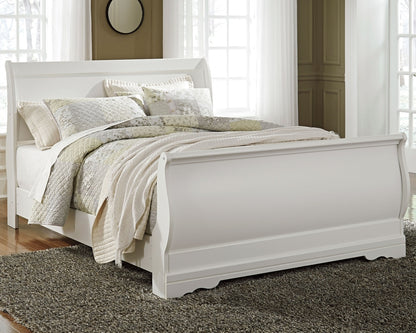 Anarasia  Sleigh Bed