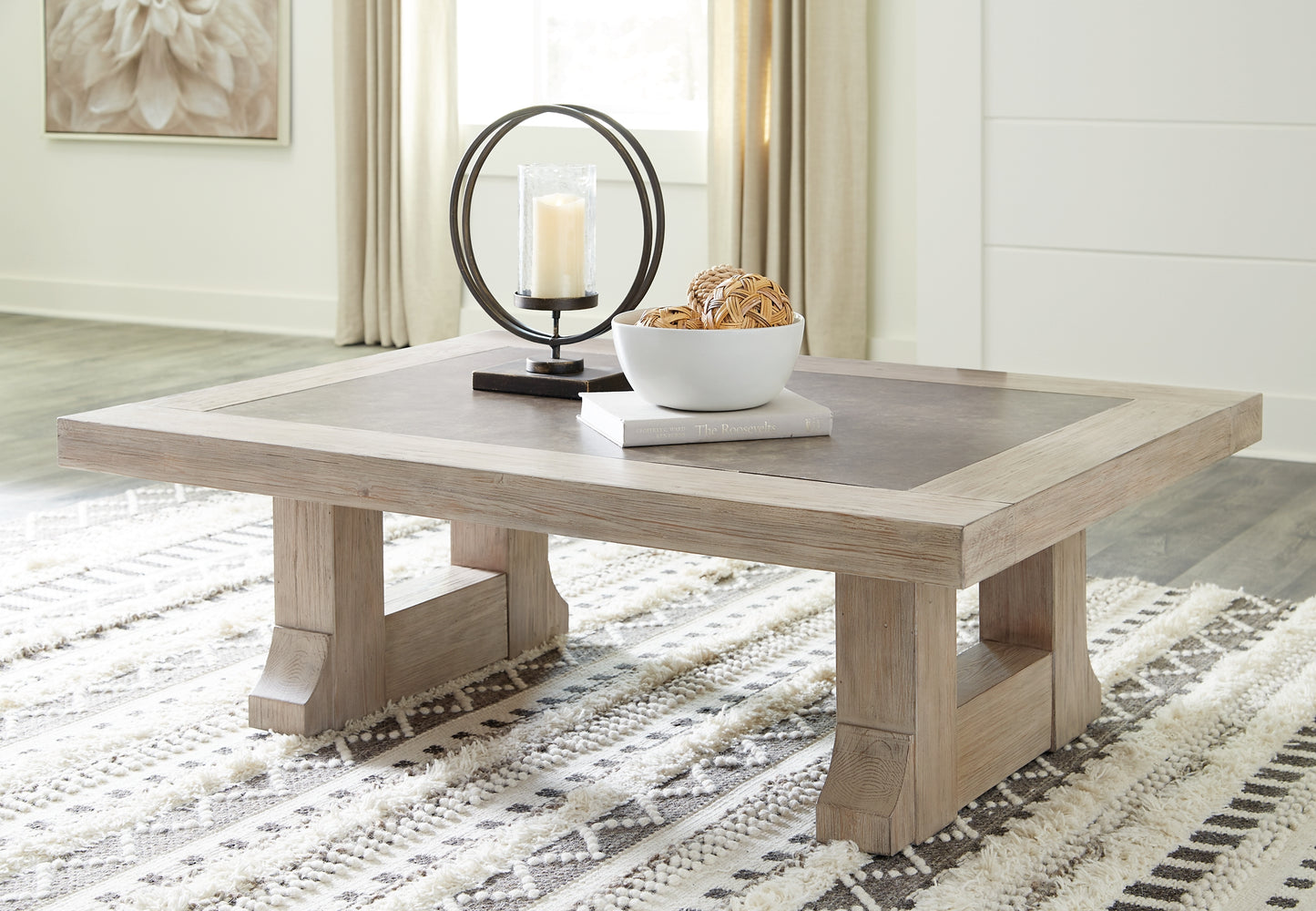 Hennington Coffee Table with 1 End Table